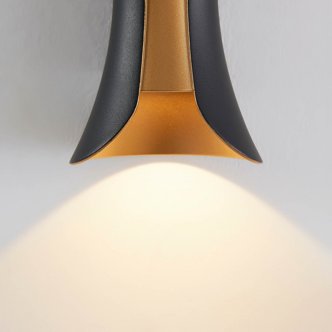 Applique murale exterieur - Design Moderne en Aluminium Noir et Doré pour Intérieur Raffiné - Lampes Design