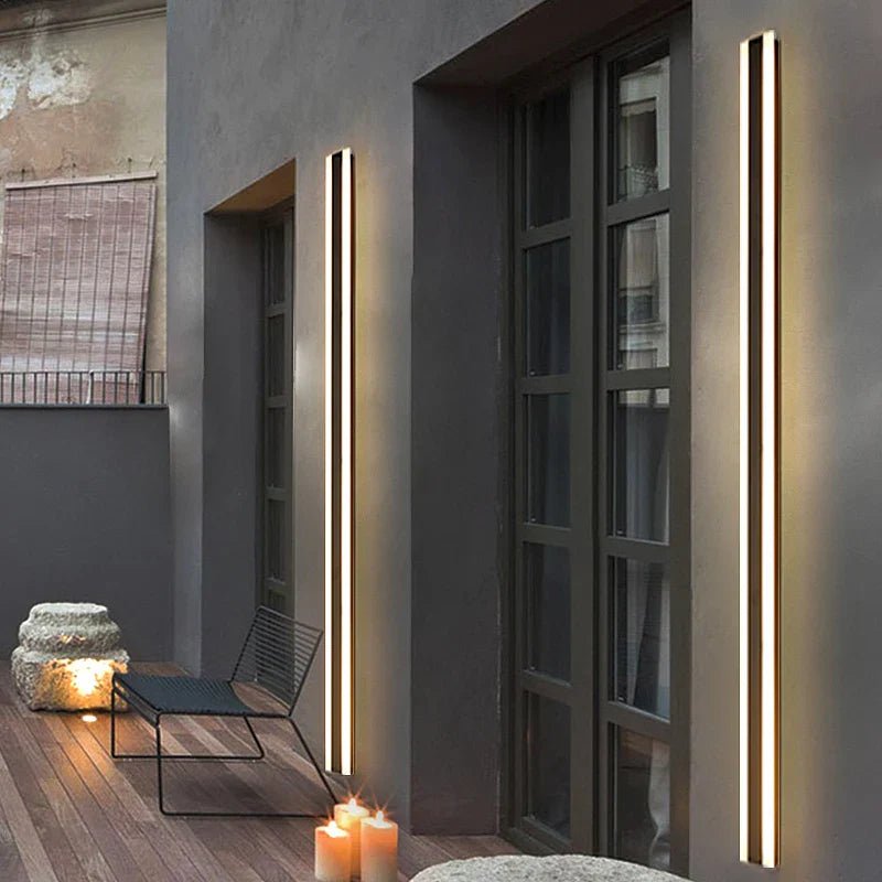 Applique Murale Extérieure LED Longue Étanche Design Noir | LEDA - Lampes Design