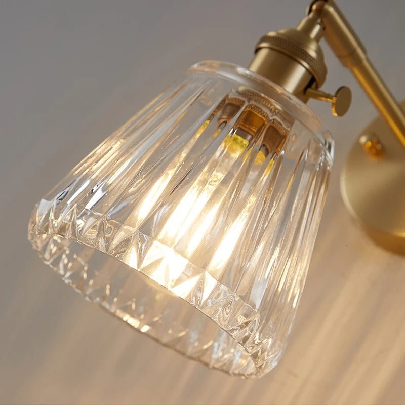 Applique Murale Vintage en Laiton et Verre Cannelé — Style Atelier Rétro | ODEON™ - Lampes Design