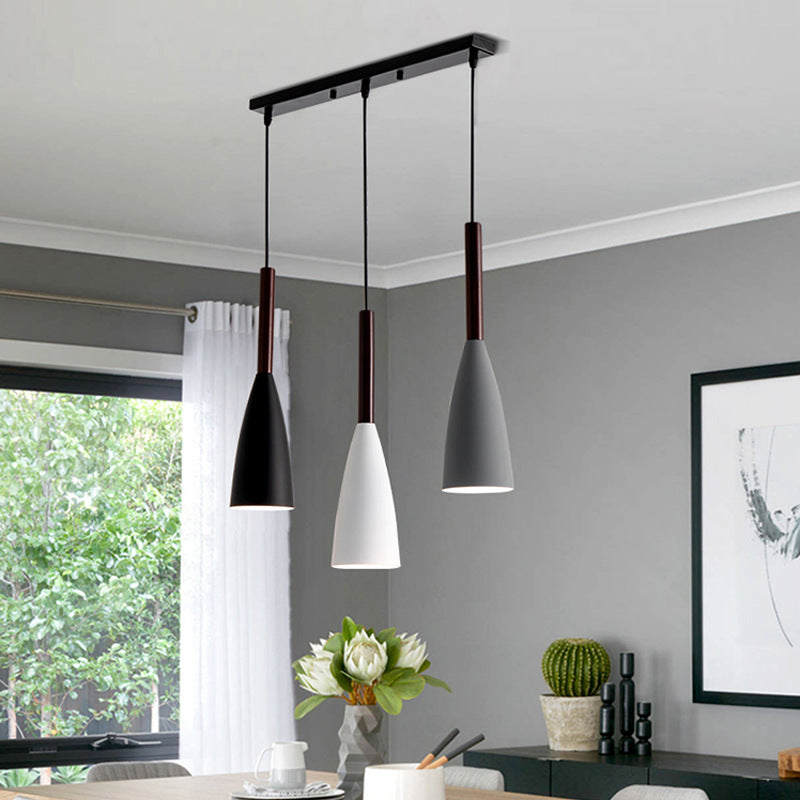 suspension danoise Frigga polyvalente au design nordique moderne et épuré
