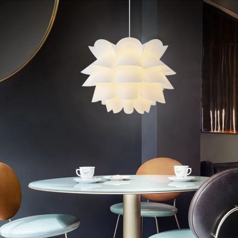 suspension plafond lotus blanc design moderne DIY avec ampoule LED économique