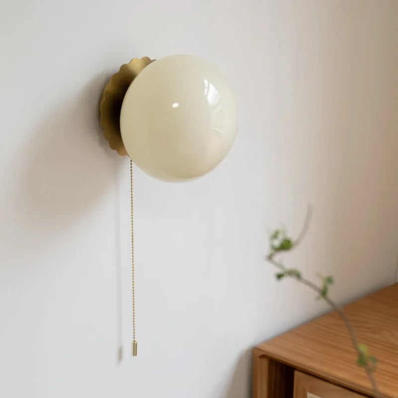 Applique Murale Globe en Verre Coloré — Lampe Murale Style Simple | PASTILLE™