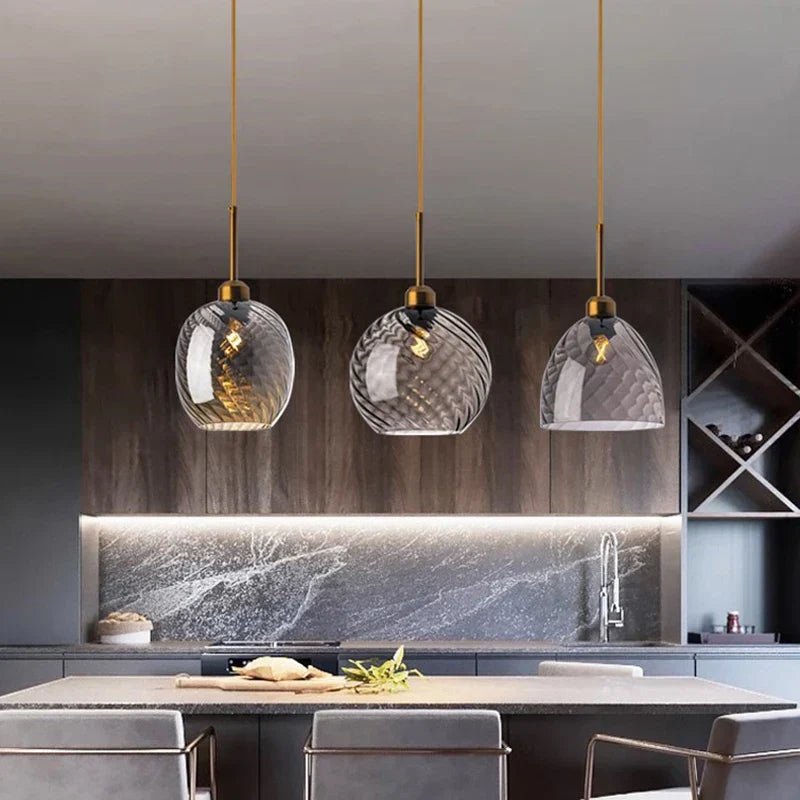 Suspension Design Nordique en Verre Texturé Ambre | Freya - Lampes Design