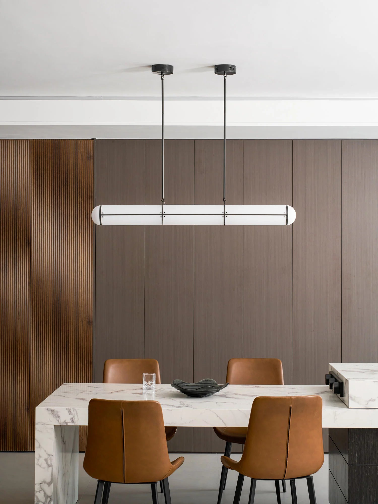 Suspension Linéaire LED Barre Acrylique | RÉGLETTE™